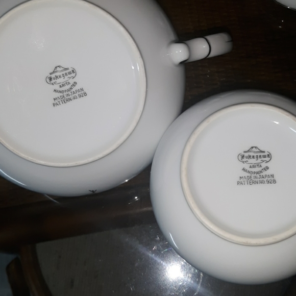 Fukagawa Cream and Sugar bowl MINT CONDITION - Picture 2 of 2